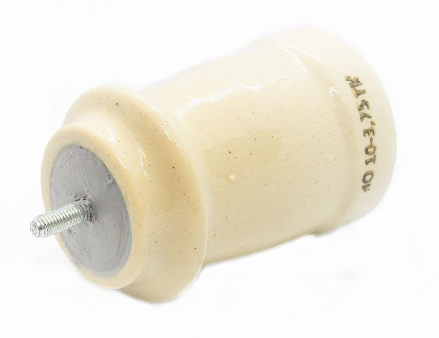 изолятор ио-10-3,75 i у3 (шпильки м8, м12), d82х120мм 