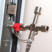 ключ для электрошкафов кэш-5м серия мастер с 5 профилями и битой крест/шлиц (квт) 