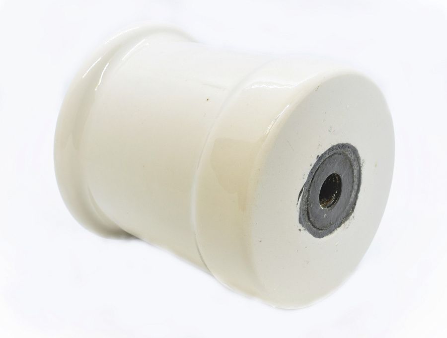 изолятор ио-10-7,5 ll ухл2 (отверстия: 2хм10, м16), d102х120мм 