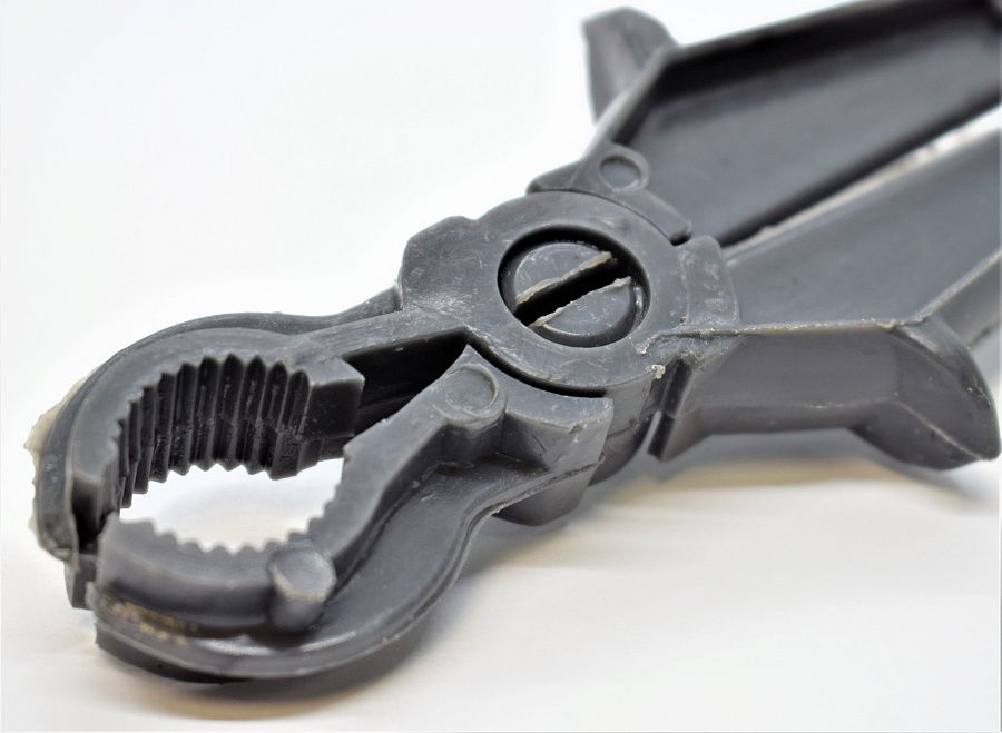 клещи изолирующие а141