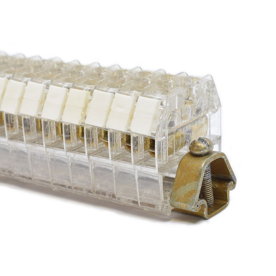 блок зажимов бзн-16 4п 25-0/0  ухл-21 25а 21 пара клемм